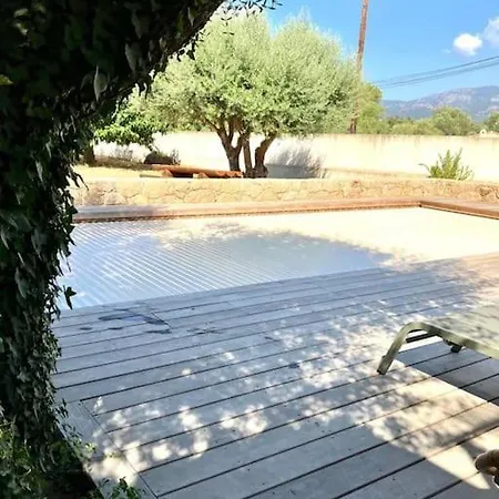 Avec Piscine A Porto-vecchio Вилла