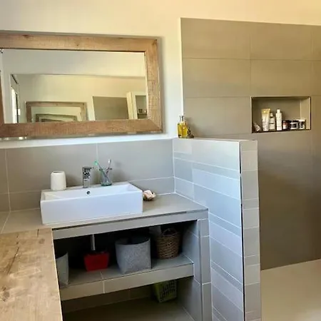 Вилла Avec Piscine A Porto-vecchio
