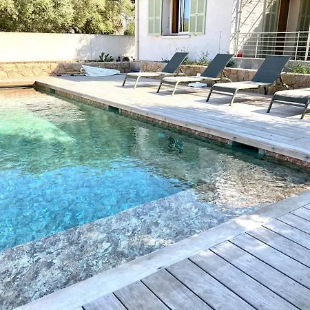 Avec Piscine A Porto-vecchio * Порто-Веккьо