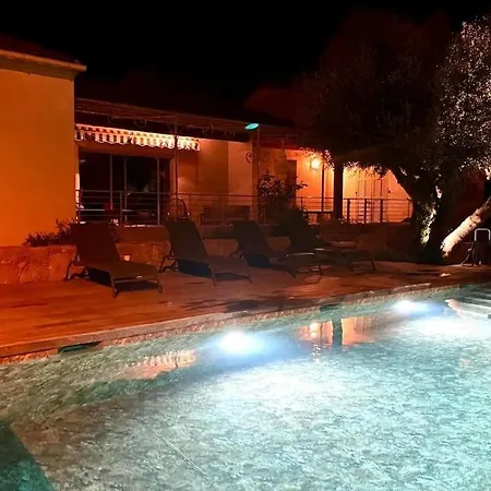 Villa Avec Piscine A Porto-vecchio
